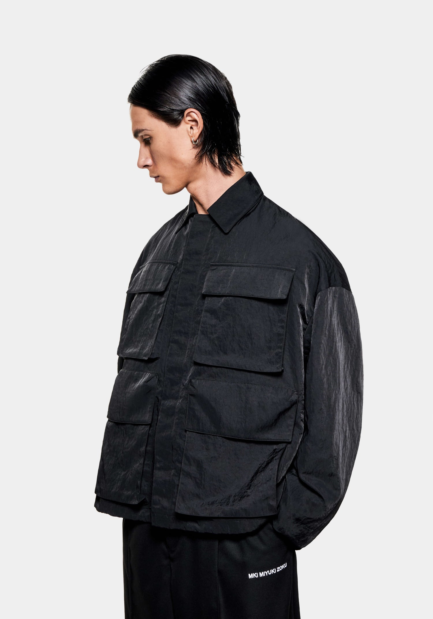 MKI SILKY NYLON BOX OVERSHIRT