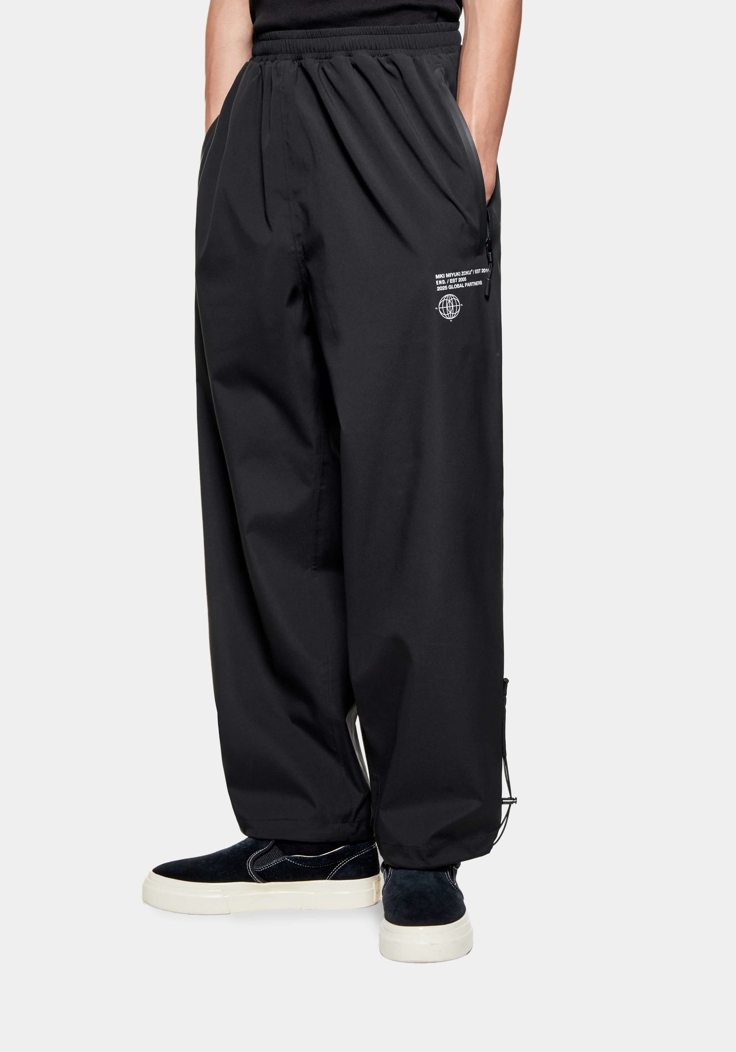 END X MKI 152010 SHELL TRACK PANTS