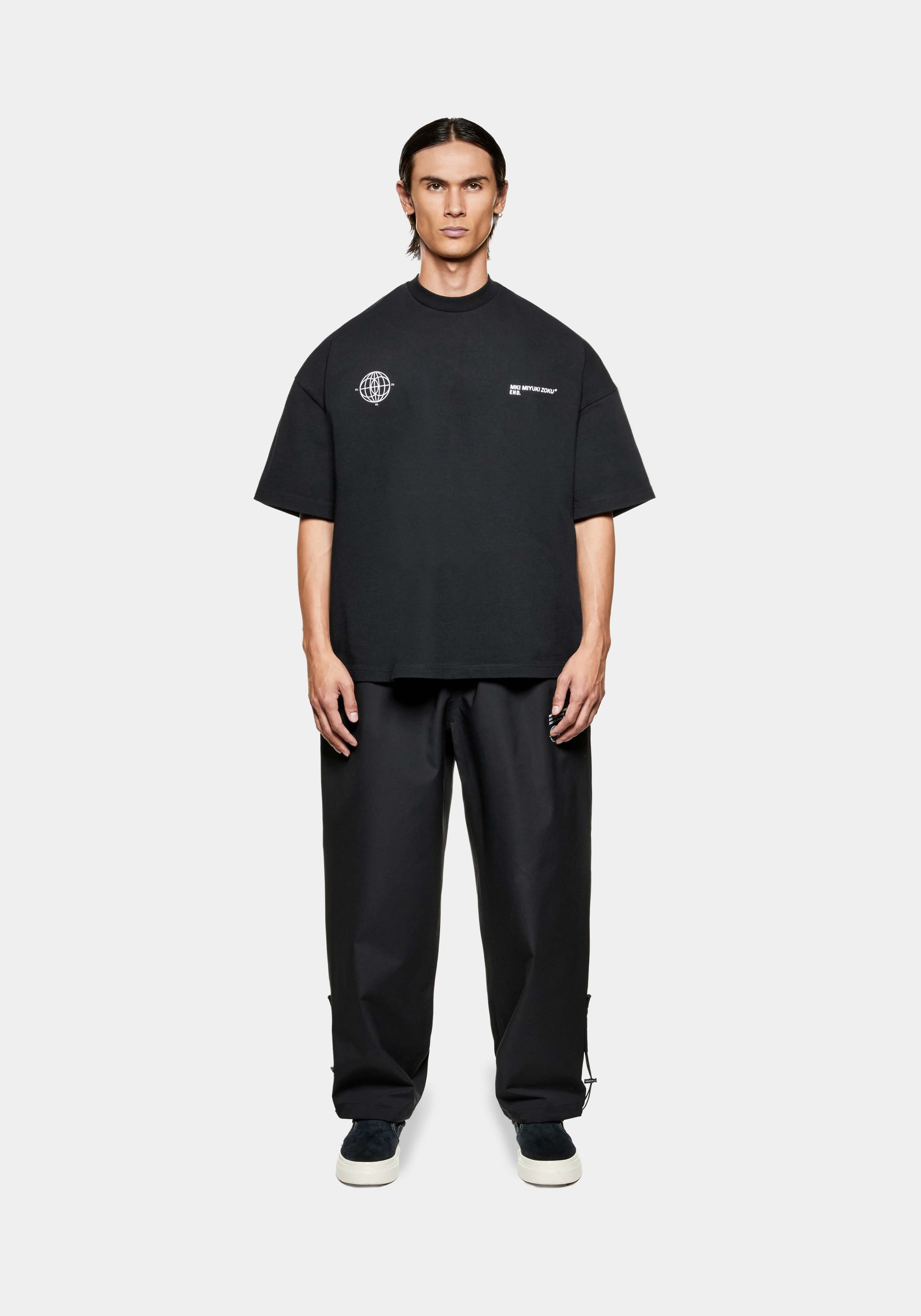 END X MKI 152010 GLOBE T-SHIRT