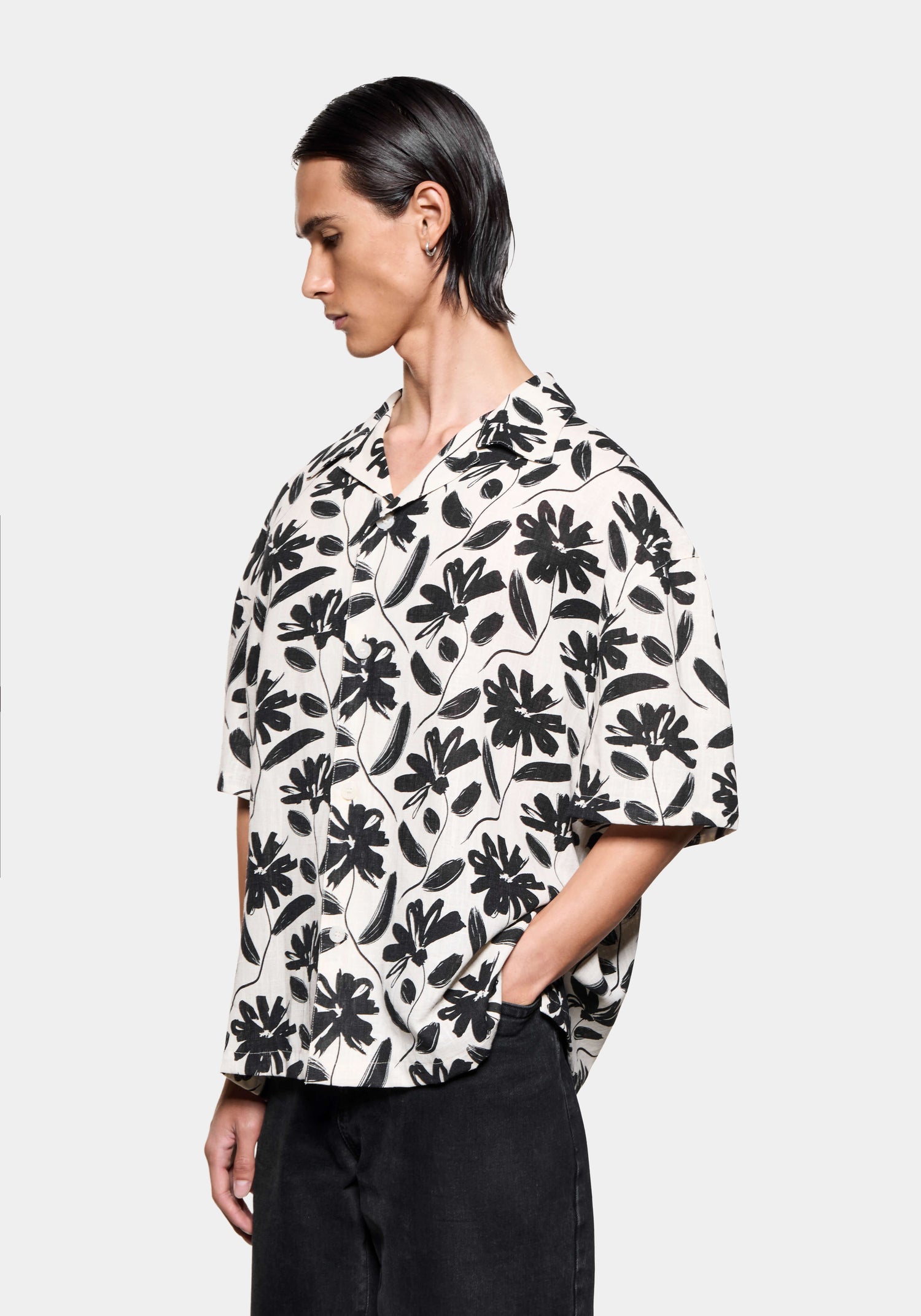 MKI FLORAL LINEN VACATION SHIRT