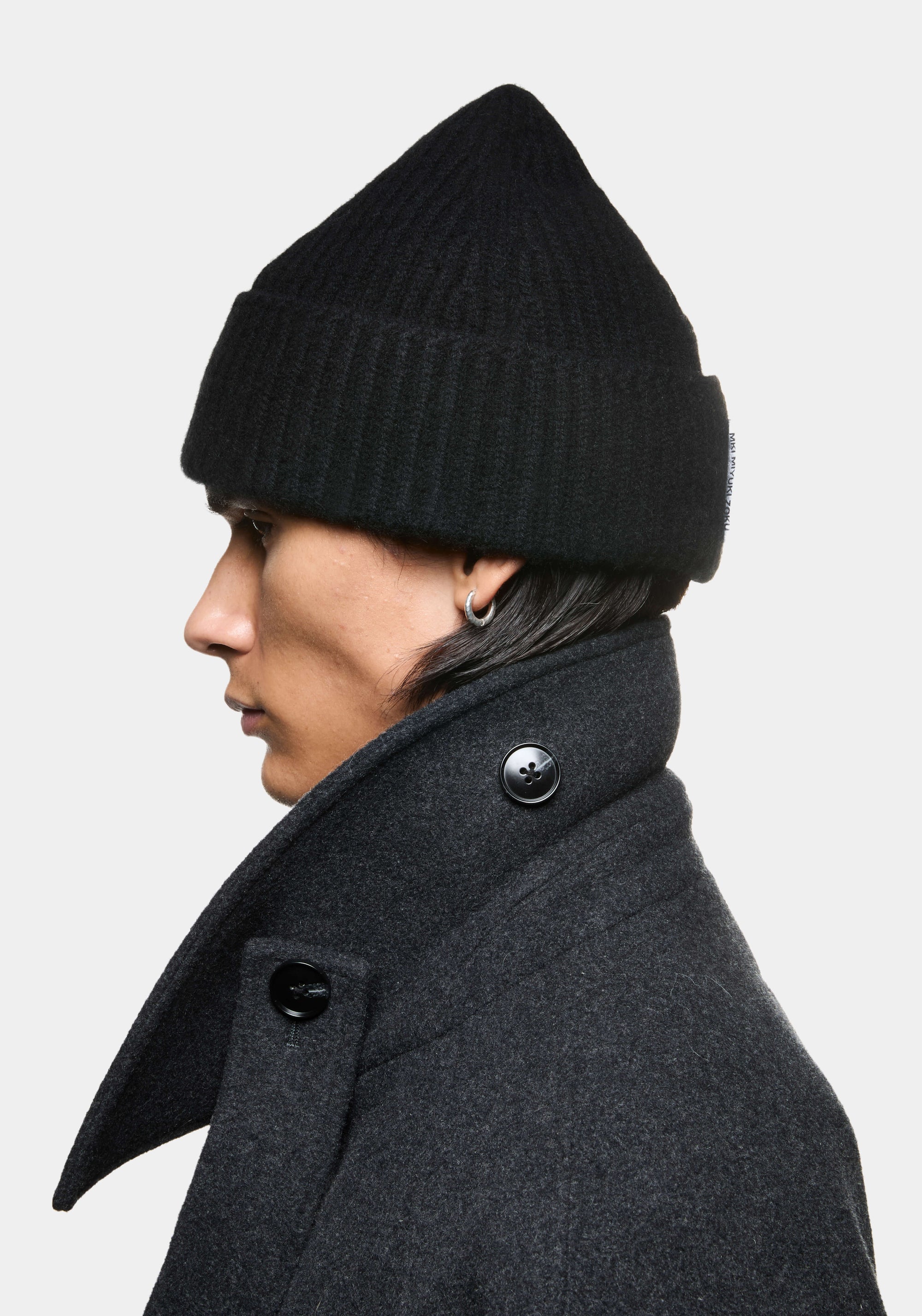 MKI CASHMERE RIBBED BEANIE