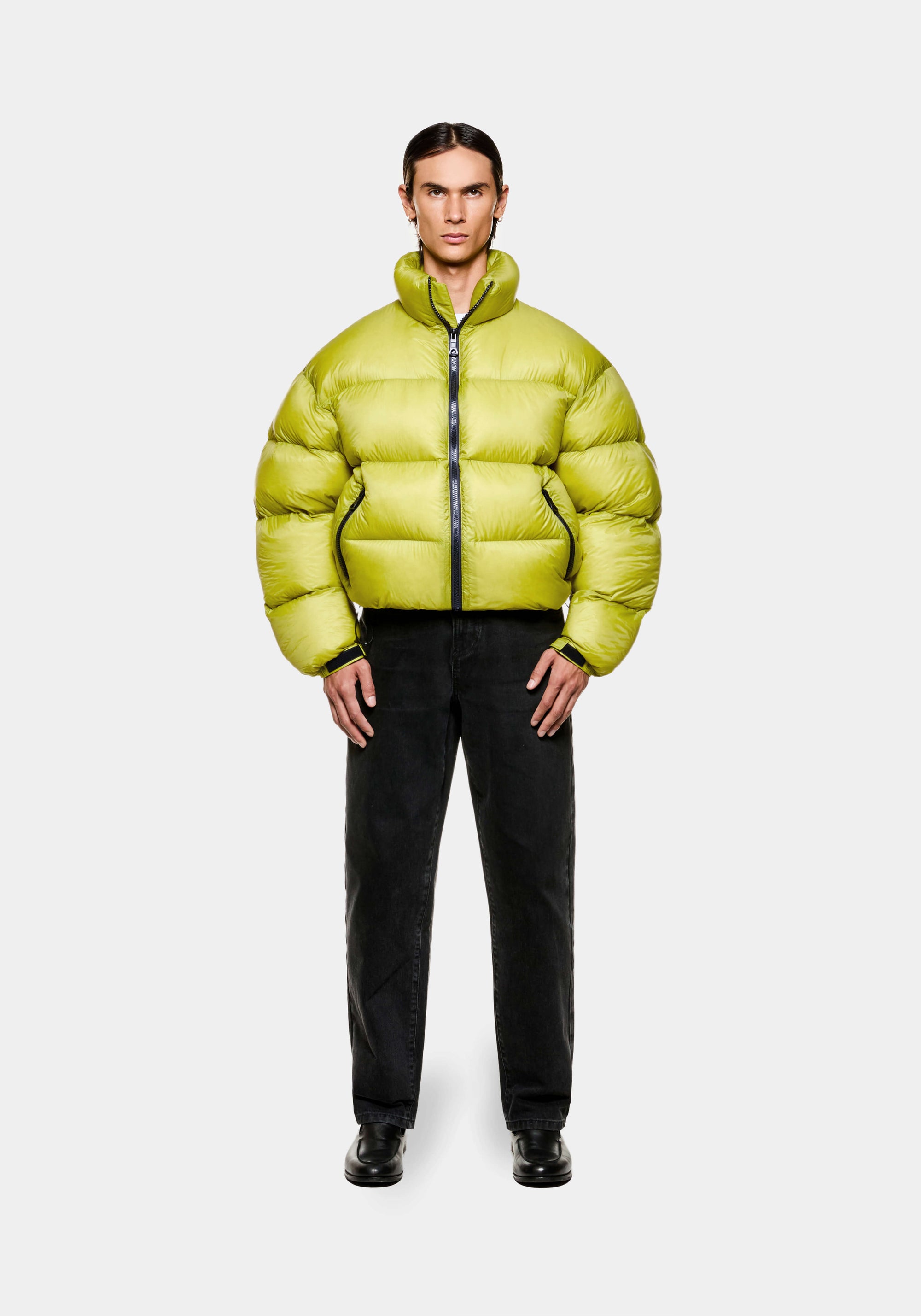 MKI TRANSLUCENT FUNNEL NECK BUBBLE JACKET
