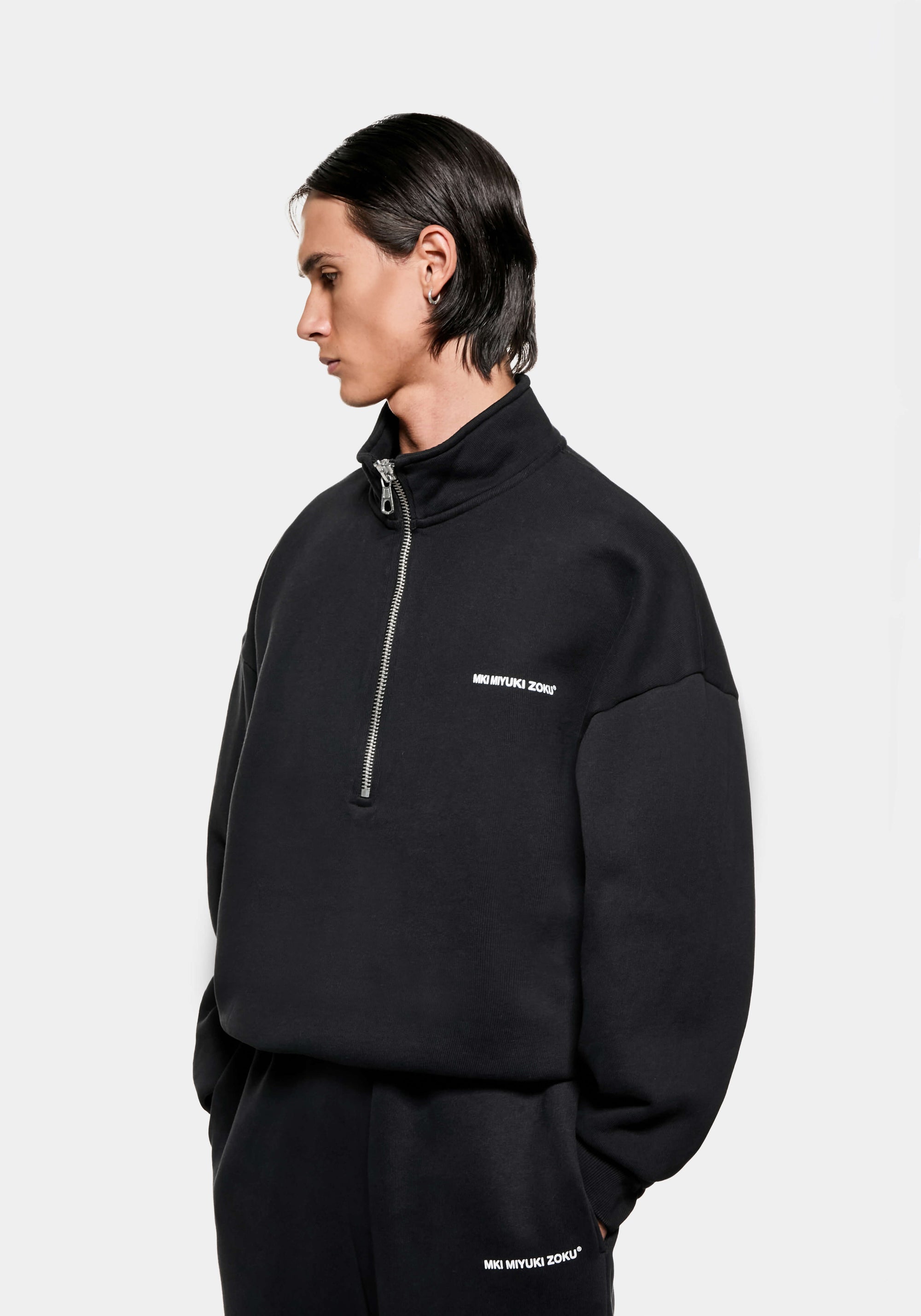 MKI UNIFORM QUARTER ZIP