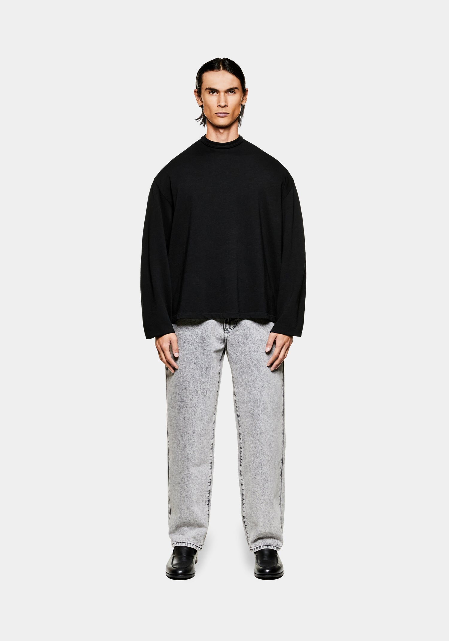 Full view of the men's boxy MKI 220gsm cotton slub jersey long sleeve t-shirt in black