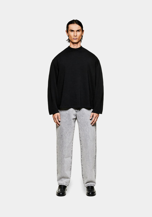 Full view of the men's boxy MKI 220gsm cotton slub jersey long sleeve t-shirt in black