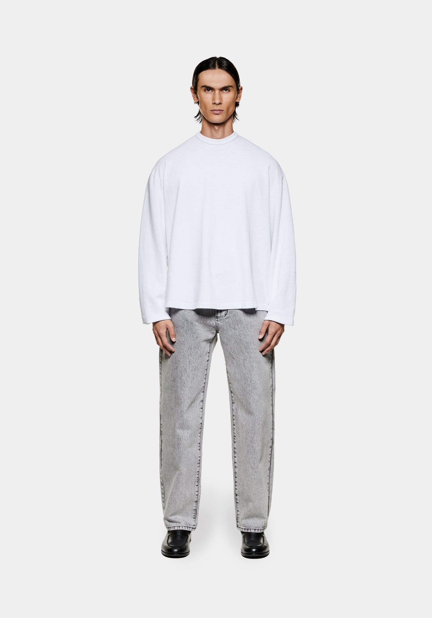 Full view of the men's boxy MKI 220gsm cotton slub jersey long sleeve t-shirt in white