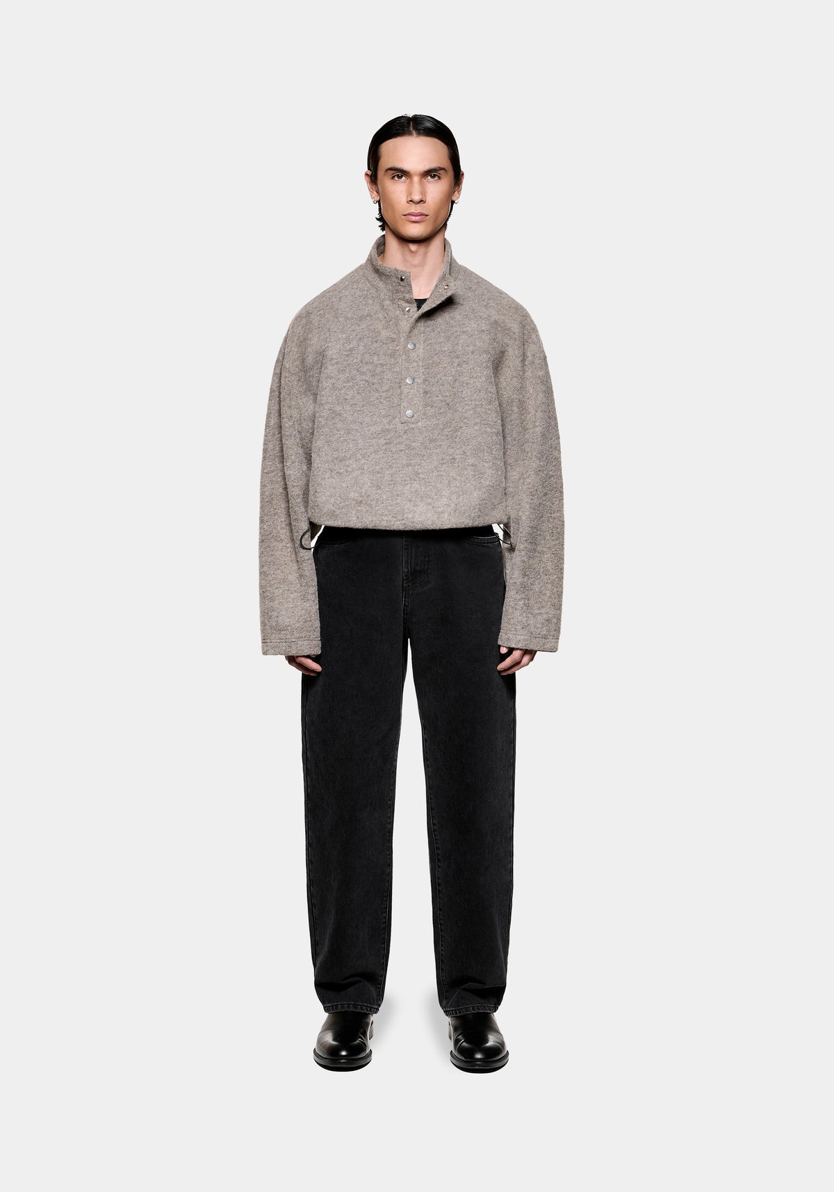 MKI PRESSED WOOL BUTTON QUARTER