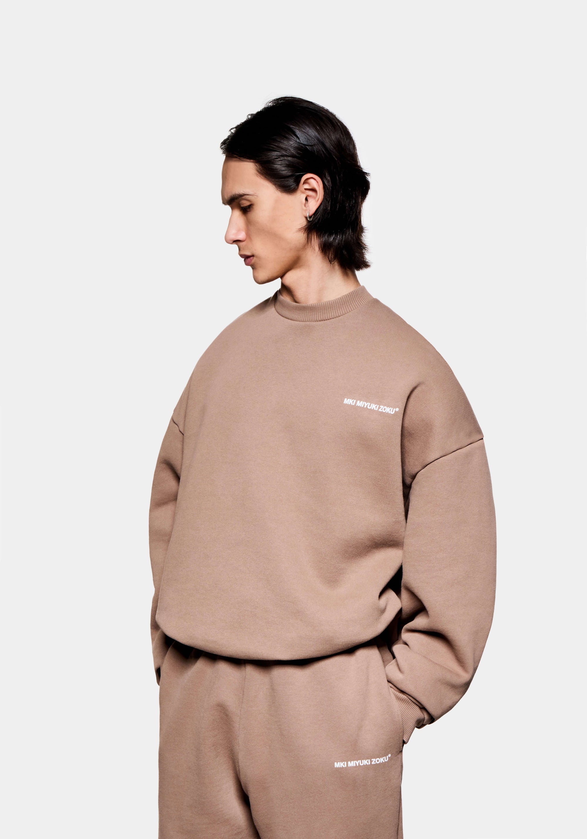 MKI UNIFORM CREWNECK