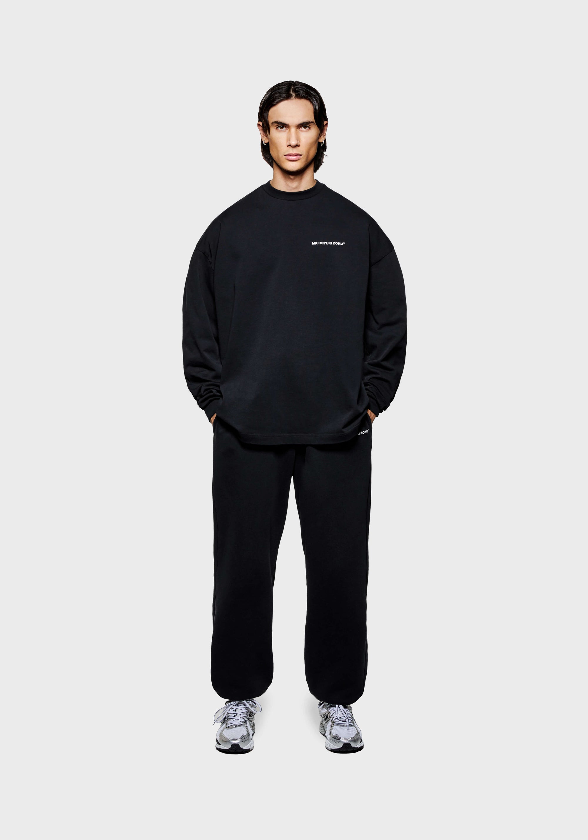 MKI UNIFORM LONGSLEEVE T-SHIRT