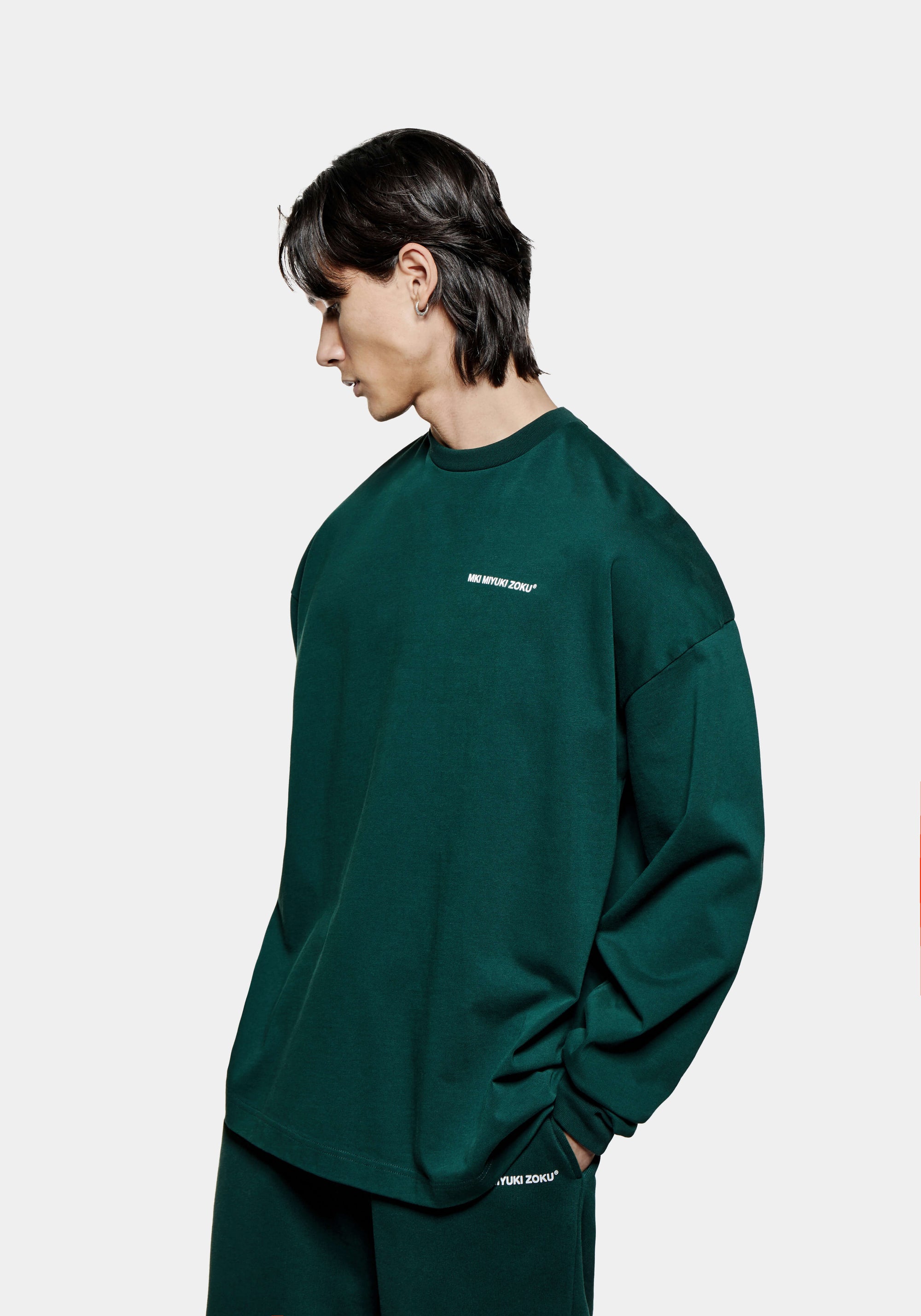 MKI UNIFORM LONGSLEEVE T-SHIRT