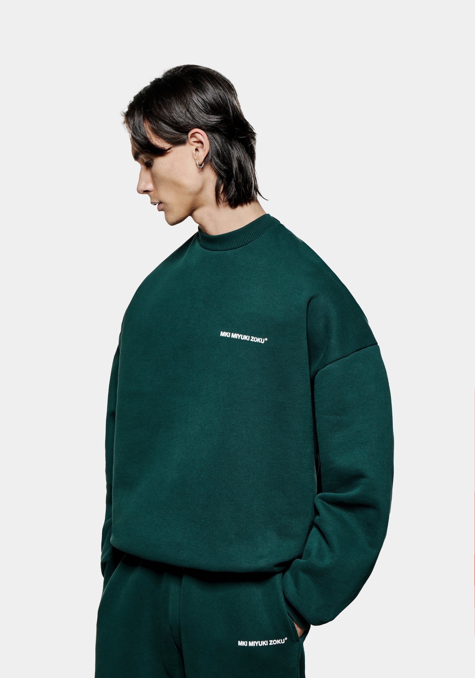 MKI UNIFORM CREWNECK