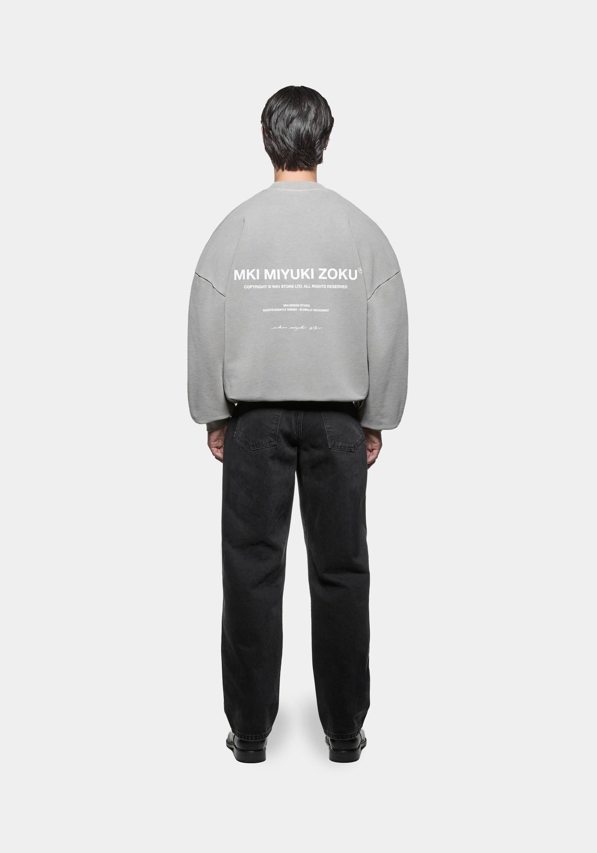MKI DESIGN STUDIO CREWNECK