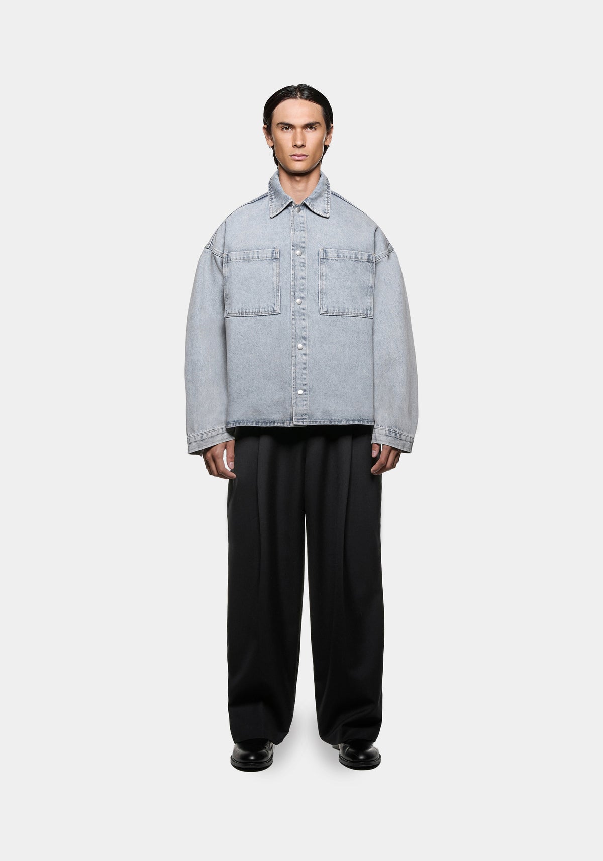 MKI DENIM BOX OVERSHIRT