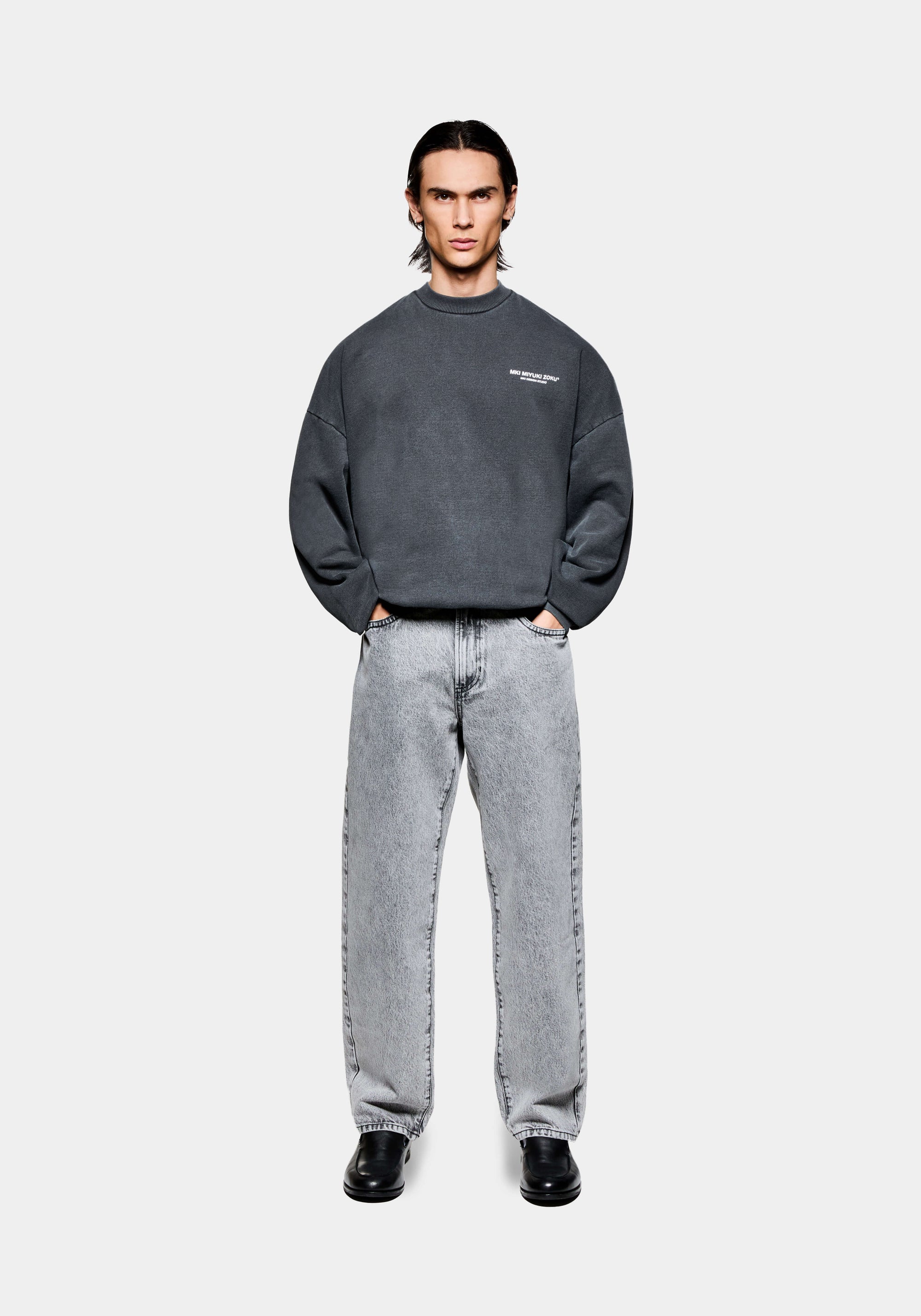 MKI DESIGN STUDIO CREWNECK