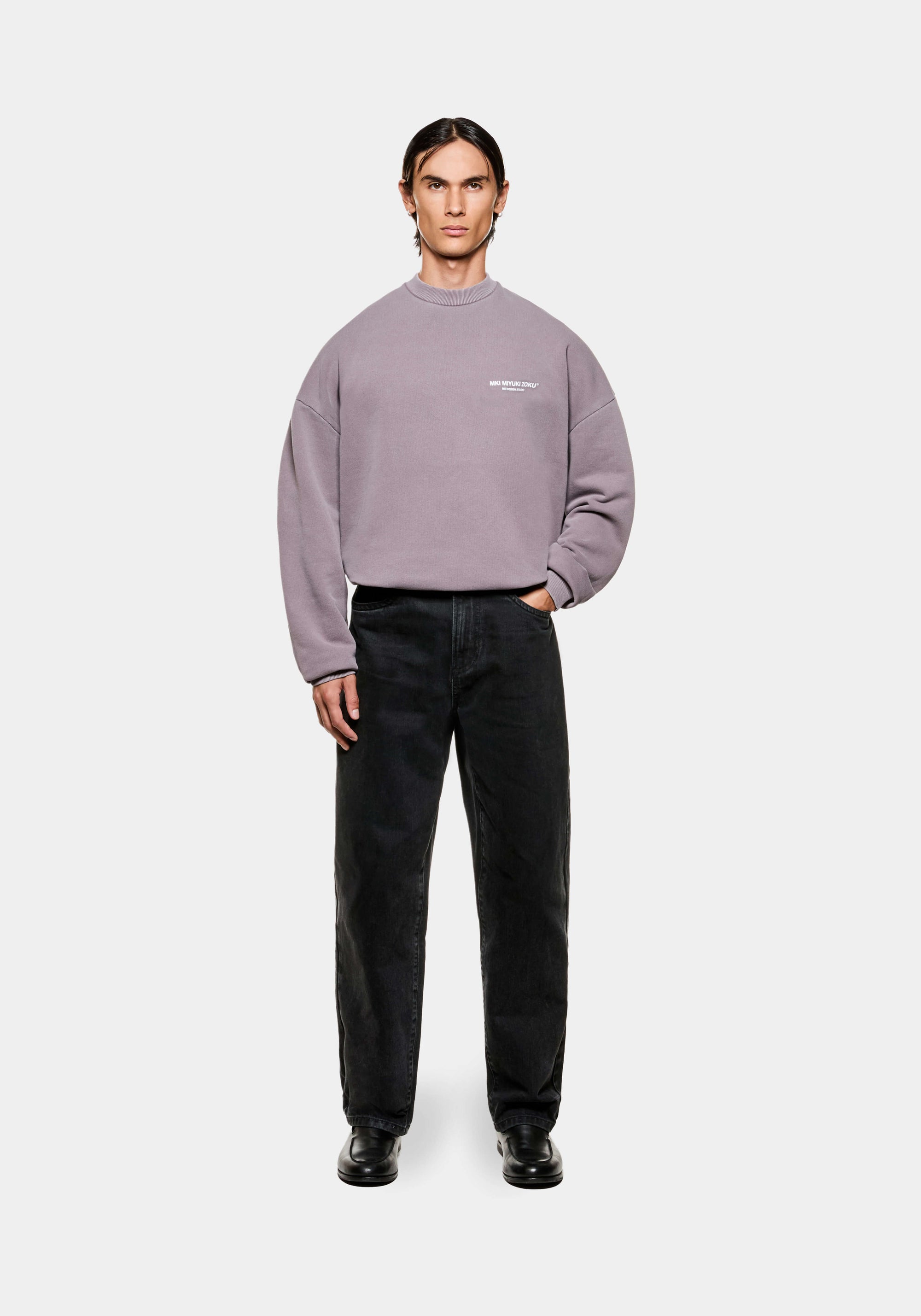 MKI DESIGN STUDIO CREWNECK