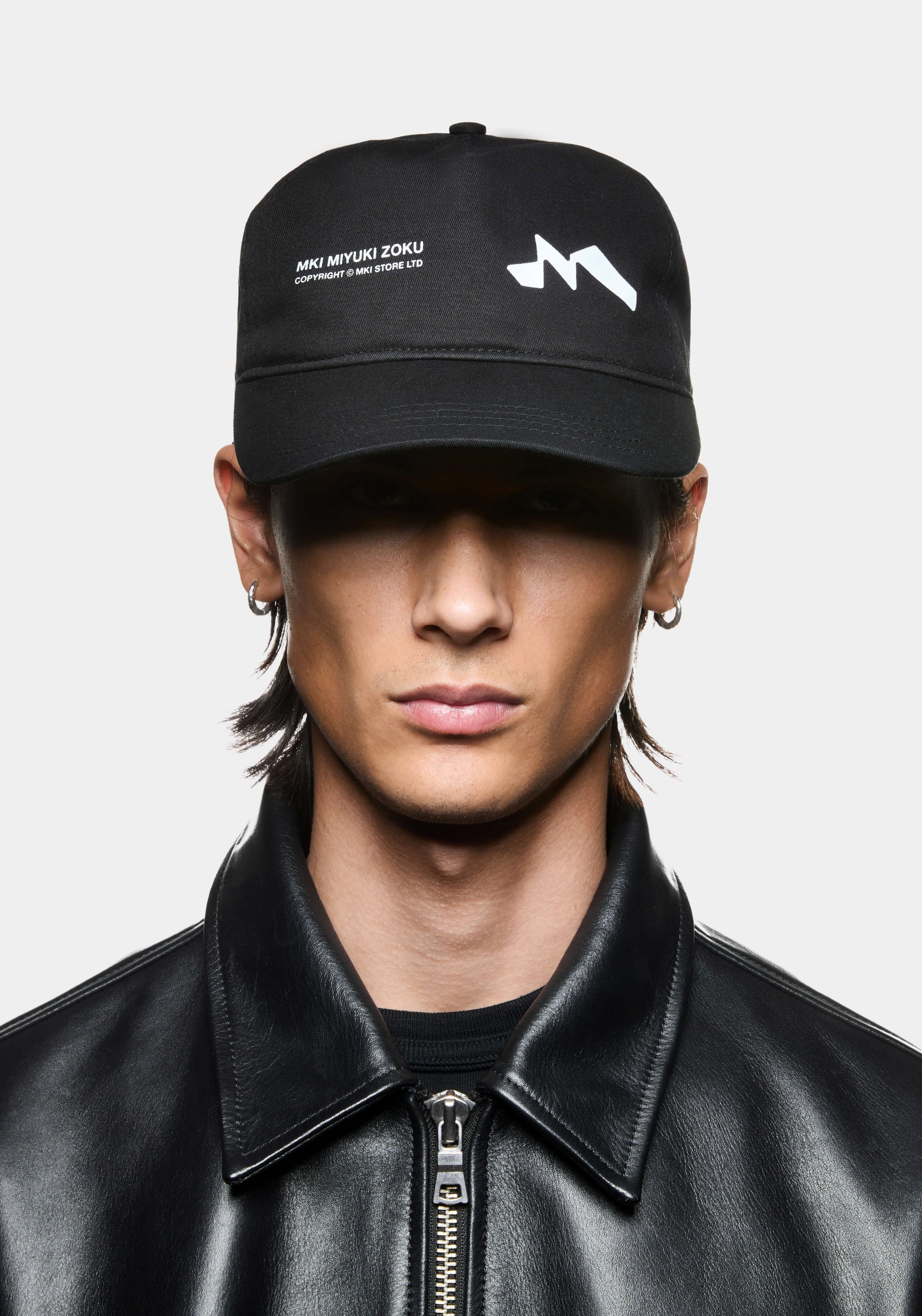 MKI SILHOUETTE CAP