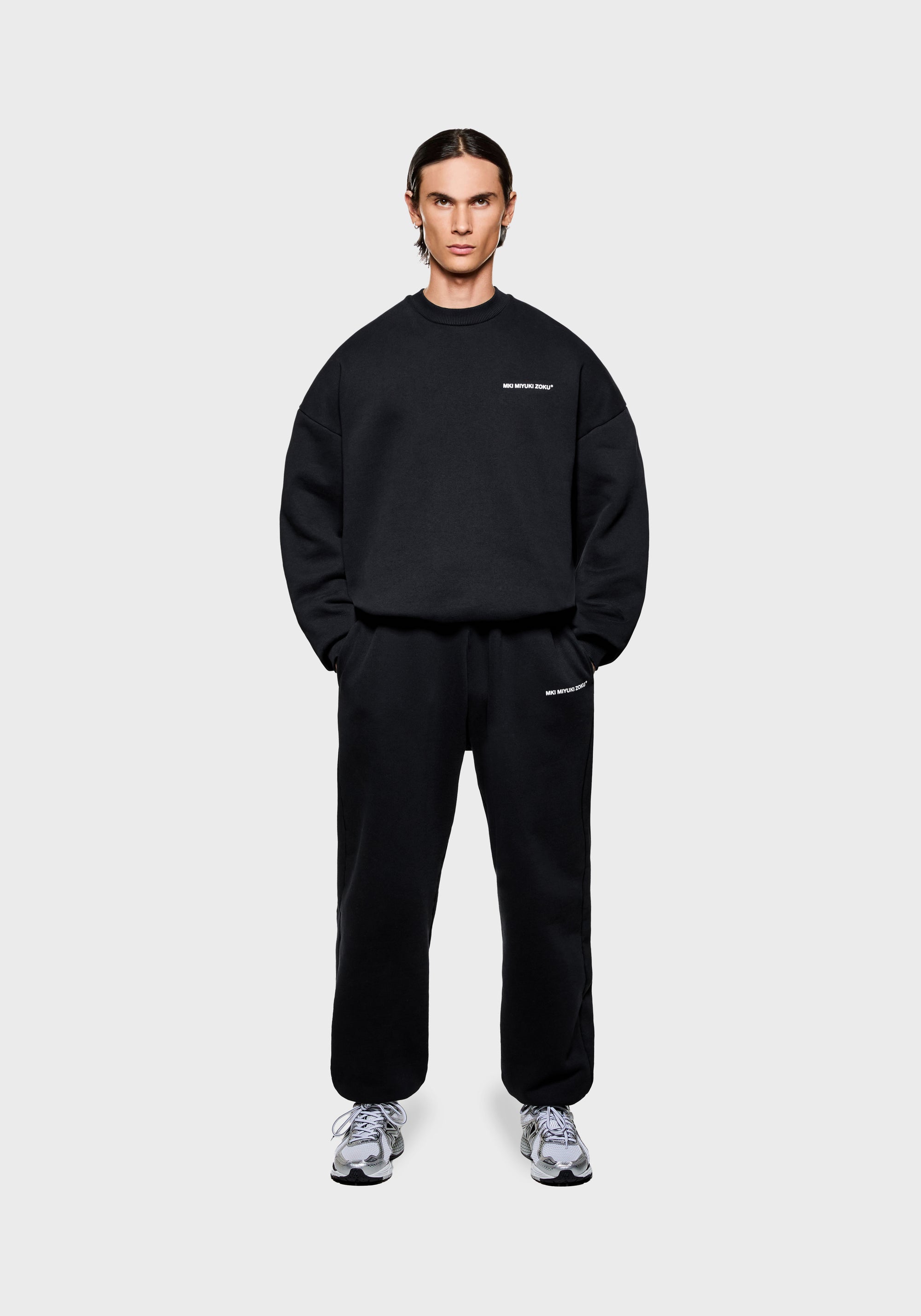 MKI UNIFORM CREWNECK