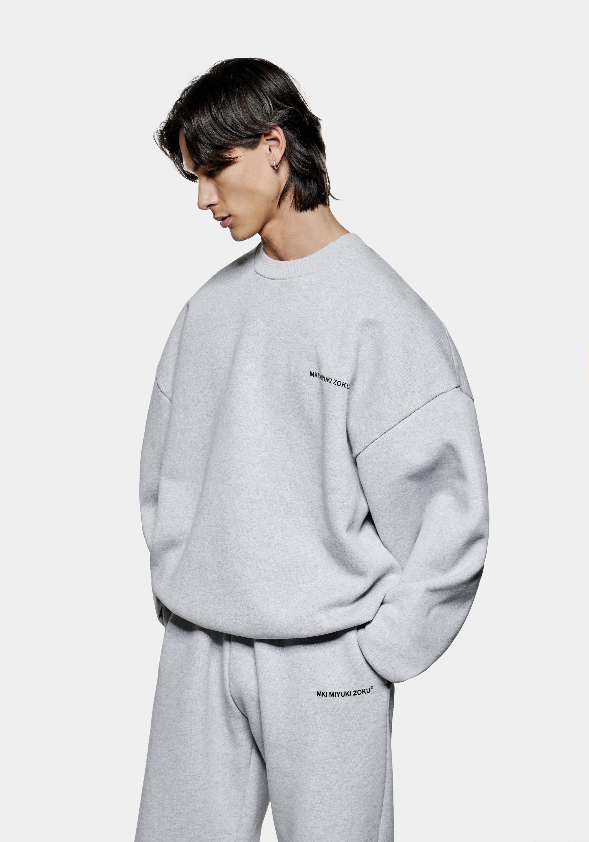 MKI UNIFORM CREWNECK