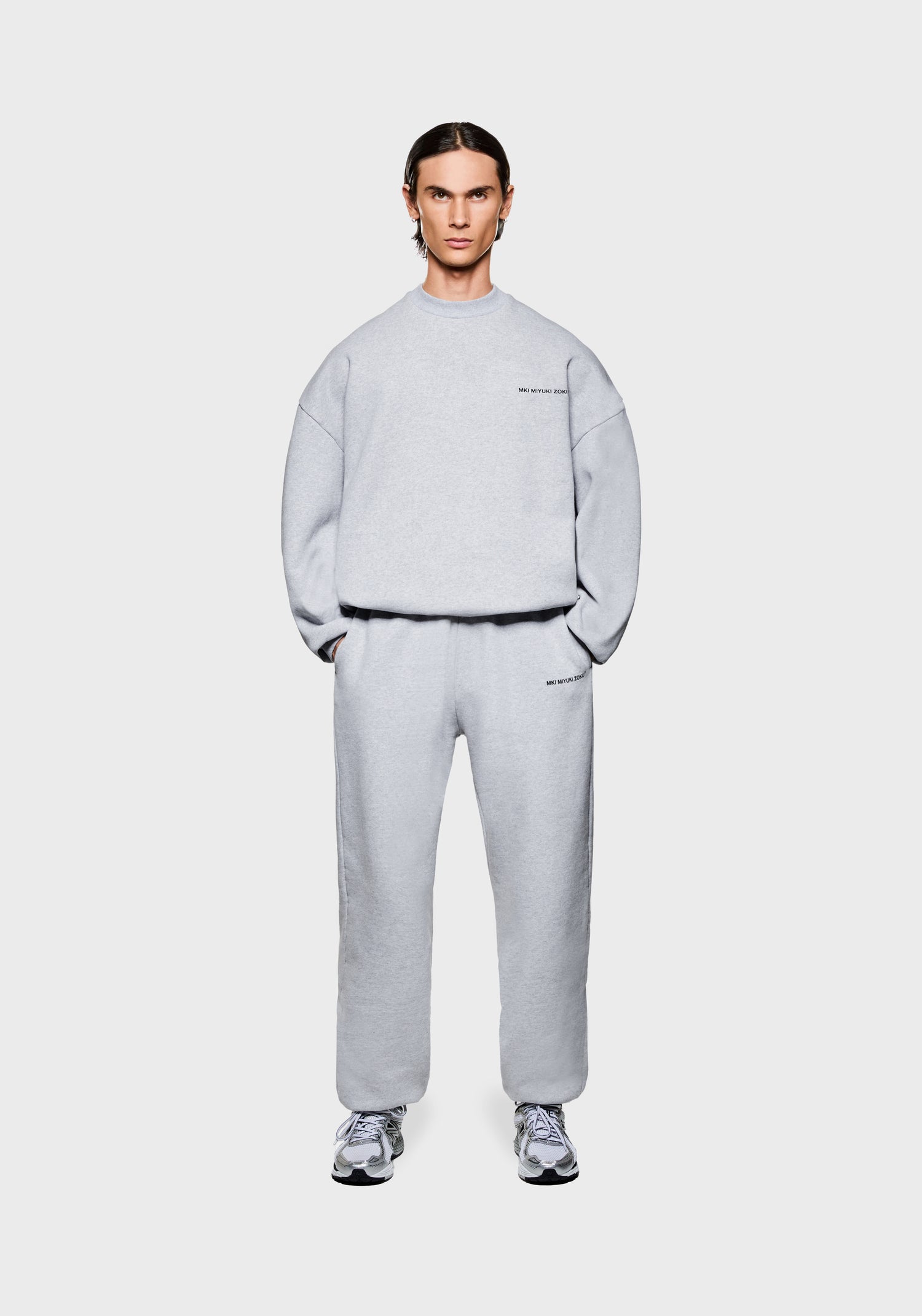 MKI UNIFORM CREWNECK