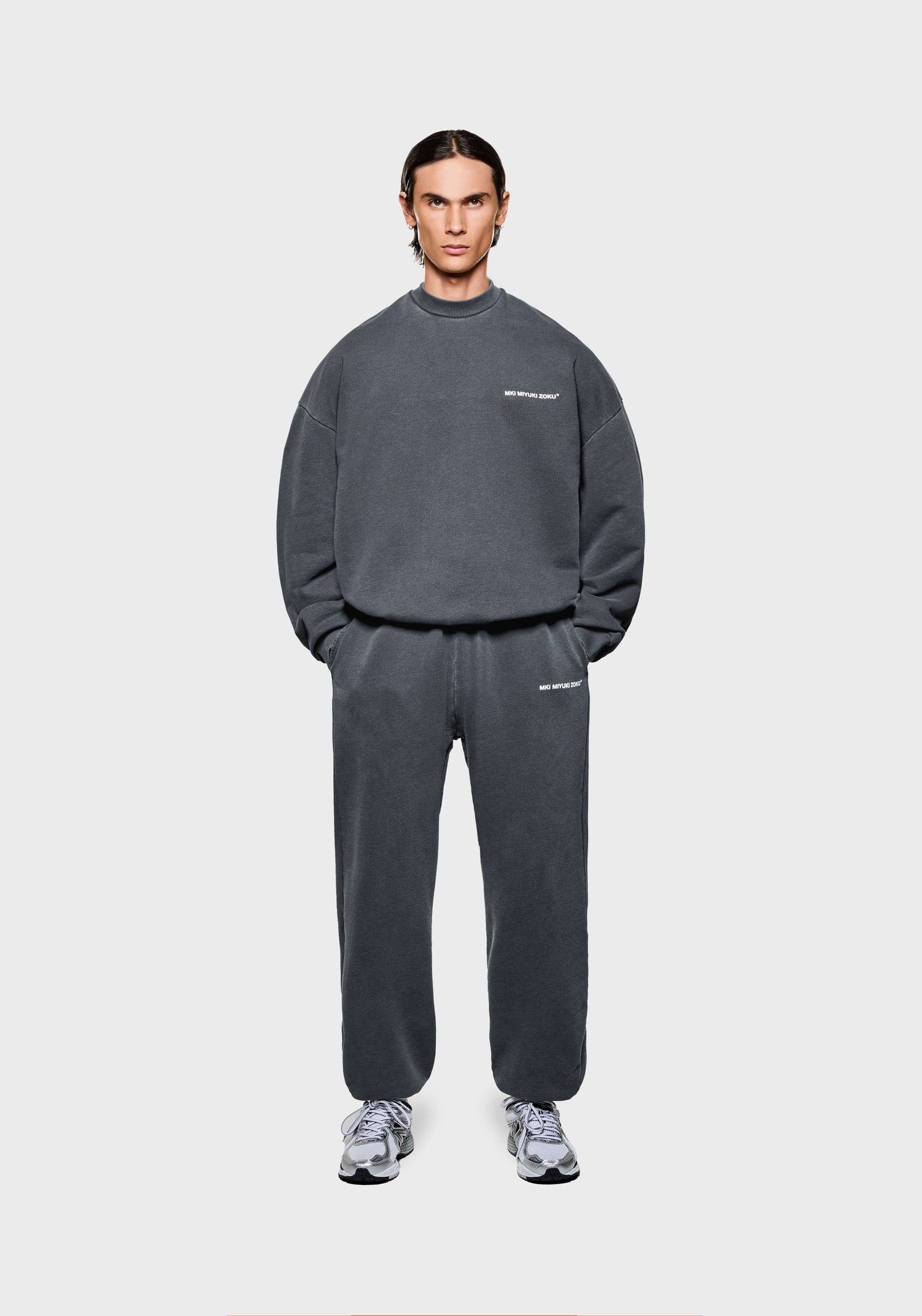 MKI UNIFORM CREWNECK