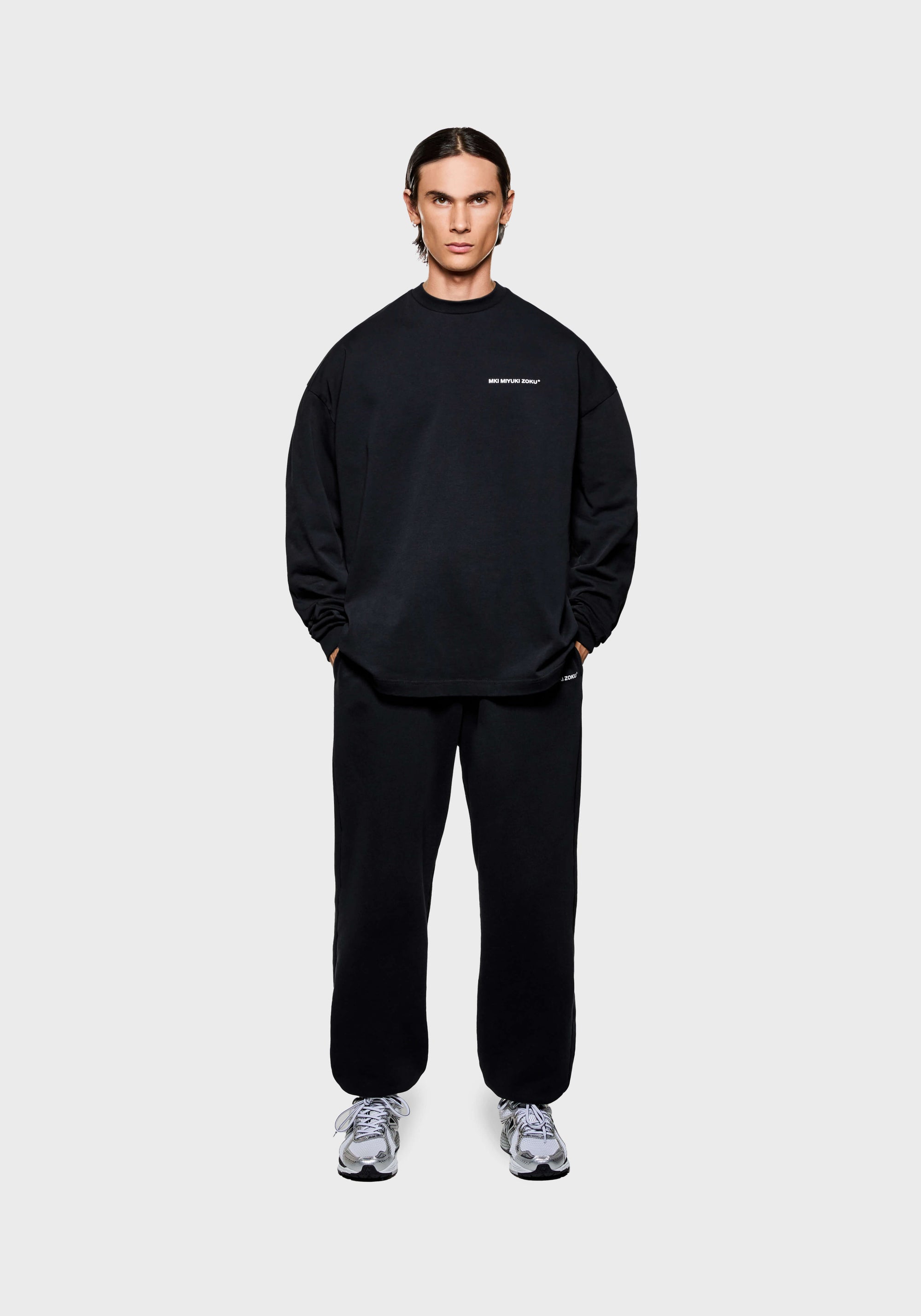 MKI UNIFORM LONGSLEEVE T-SHIRT