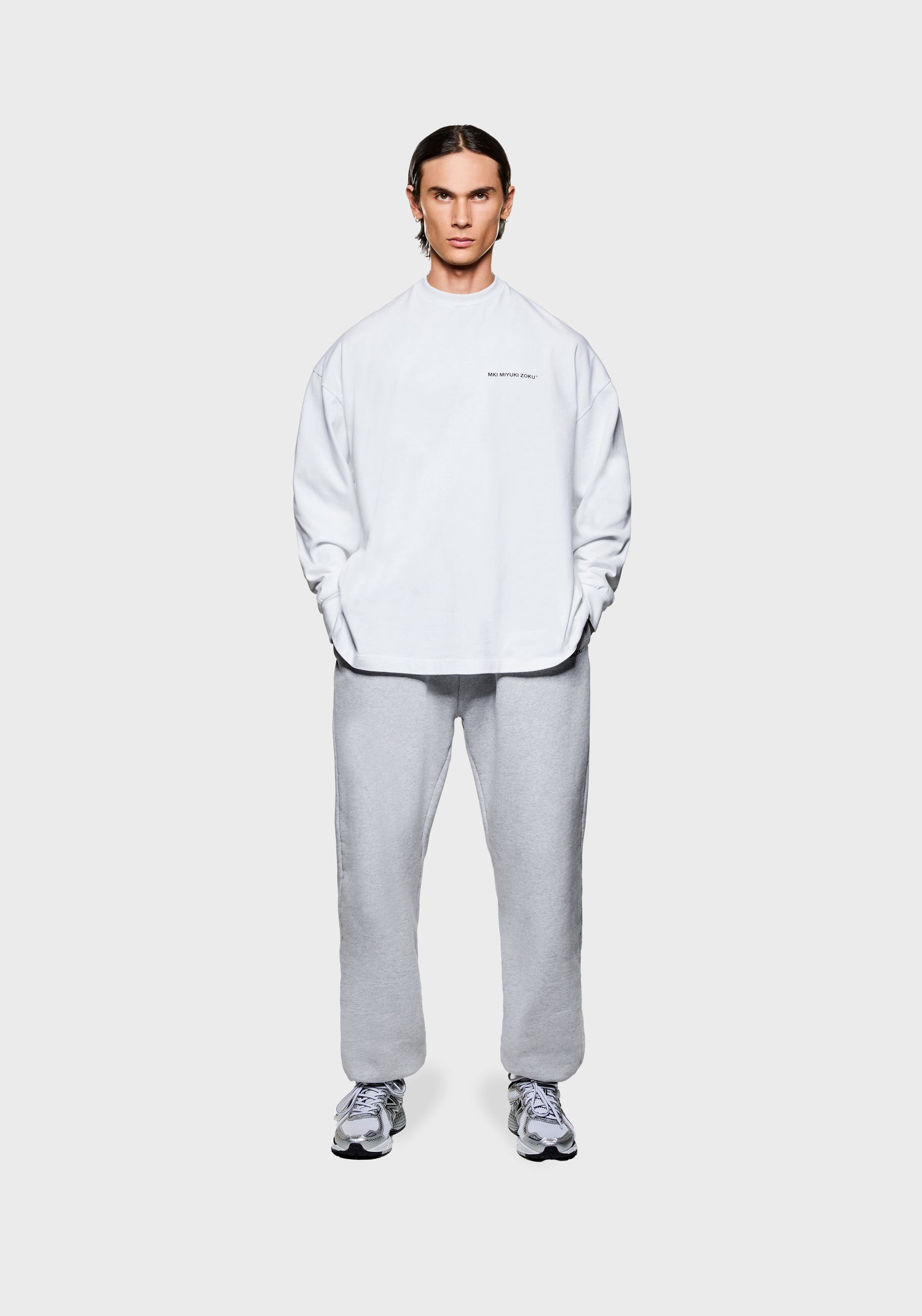 MKI UNIFORM LONGSLEEVE T-SHIRT