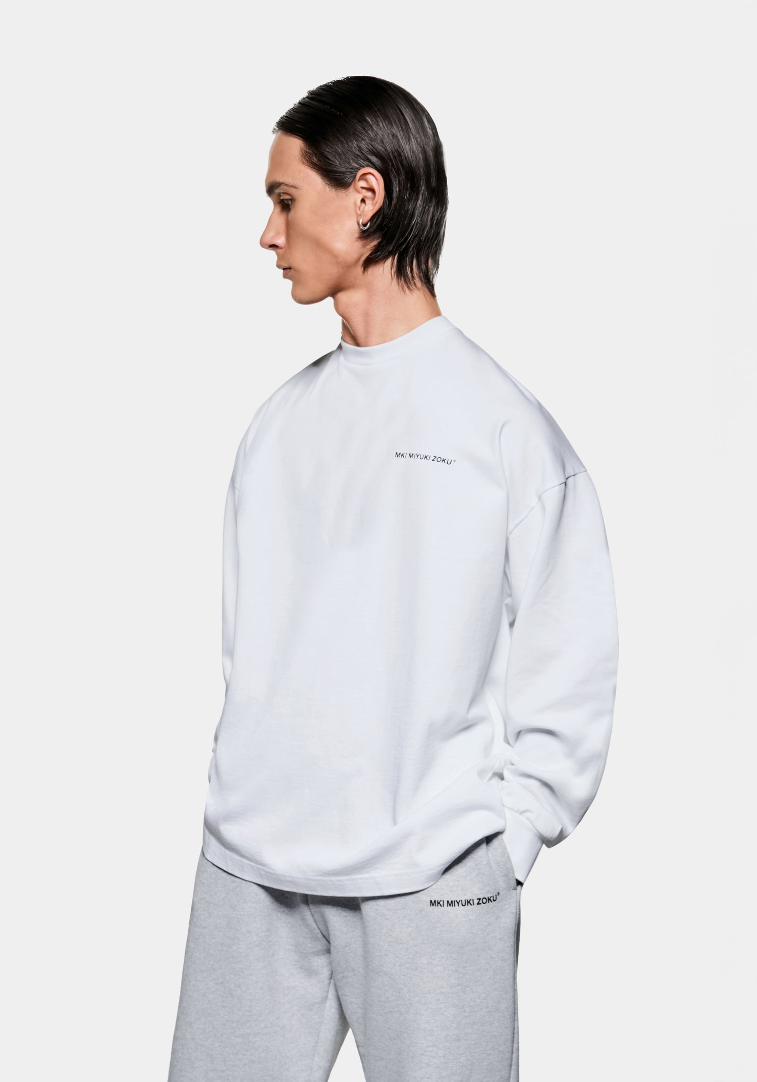 MKI UNIFORM LONGSLEEVE T-SHIRT