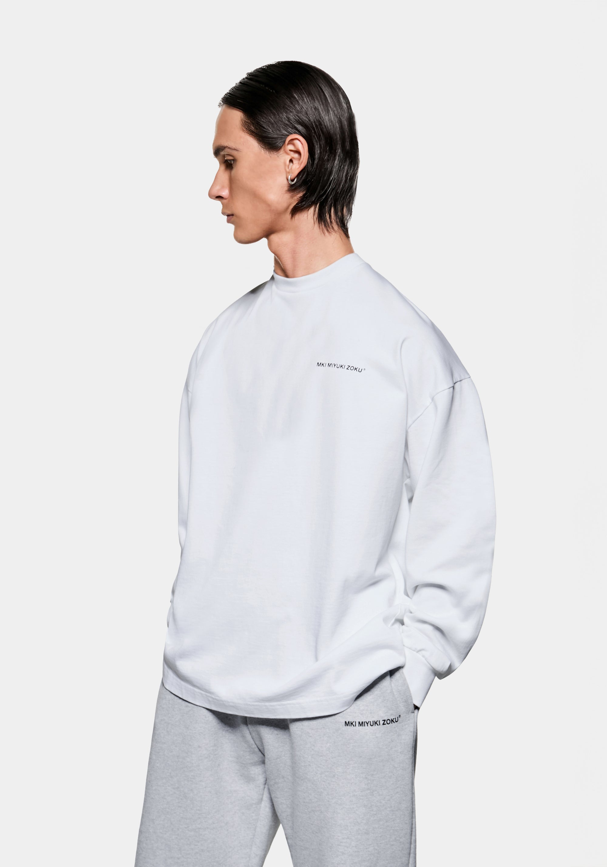 MKI UNIFORM LONGSLEEVE T-SHIRT